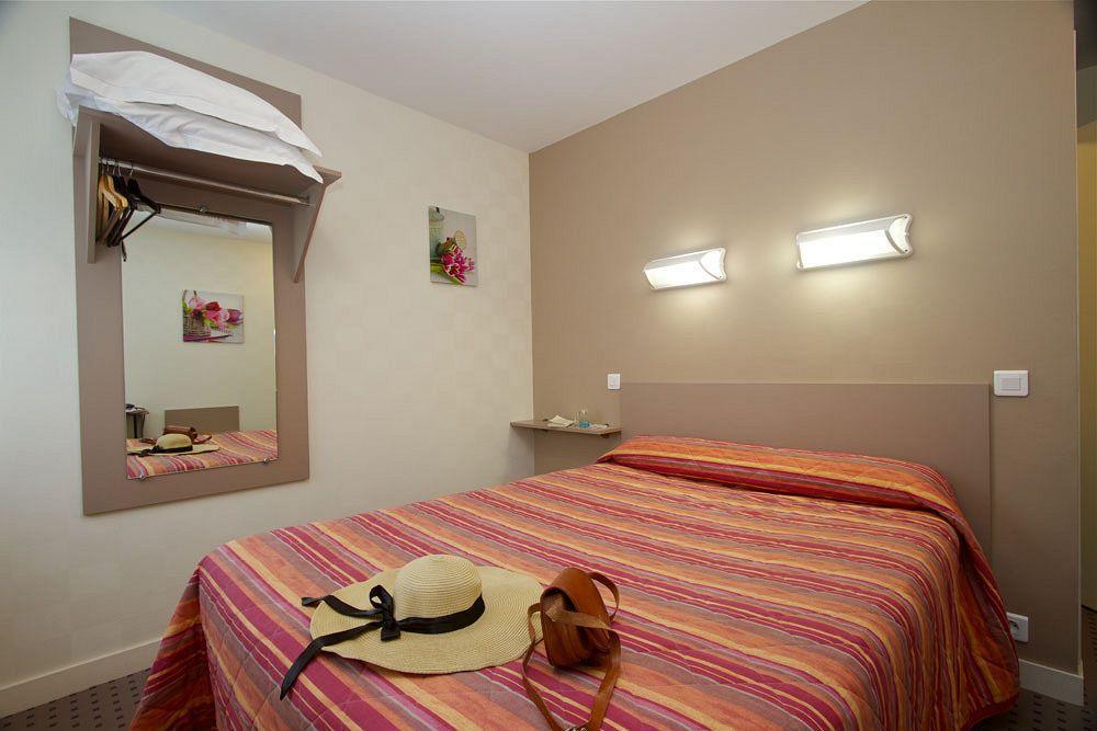 Anne De Bretagne Hotel วานส์ ภายนอก รูปภาพ