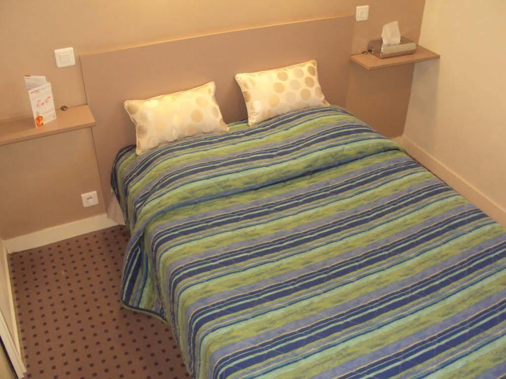 Anne De Bretagne Hotel วานส์ ภายนอก รูปภาพ